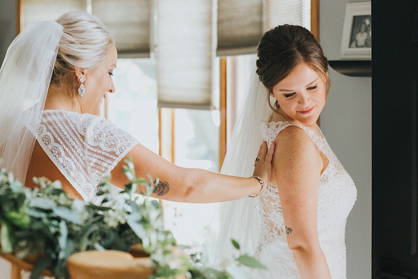 Warehouse 109 - Chicago Suburbs Wedding | Lauren + Amy - megadamik.com