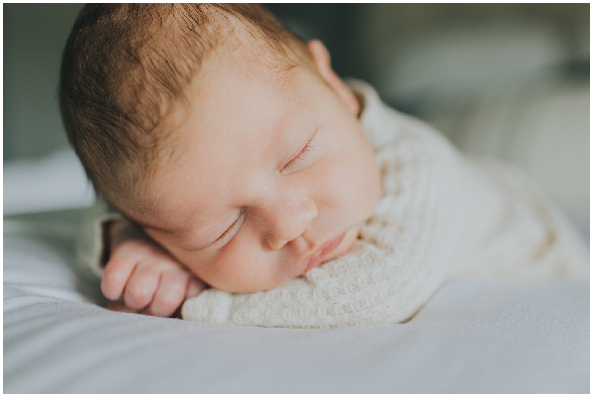 in-home Chicago newborn session, photographed by Meg Adamik Creative
