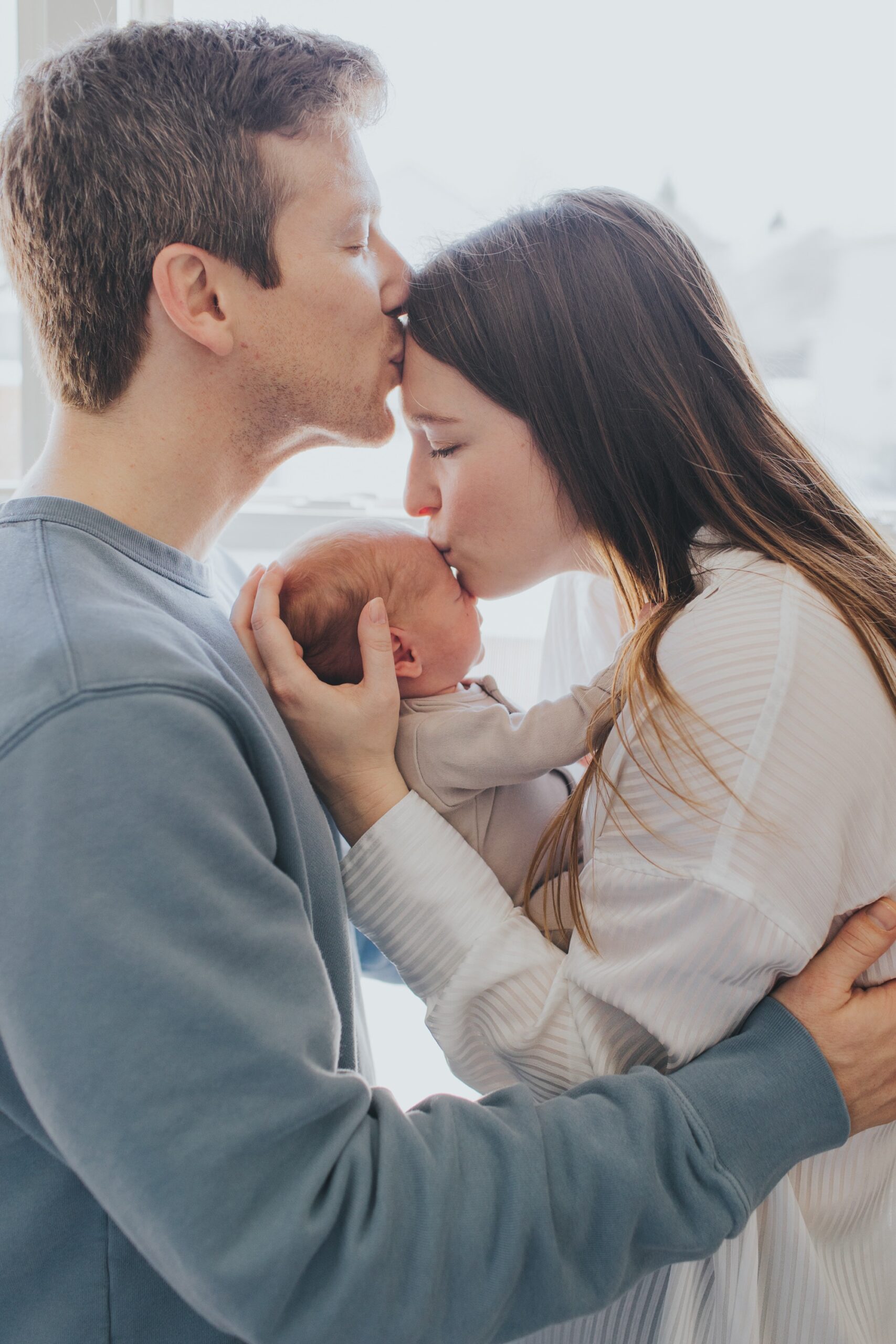 family newborn session ideas; family newborn poses