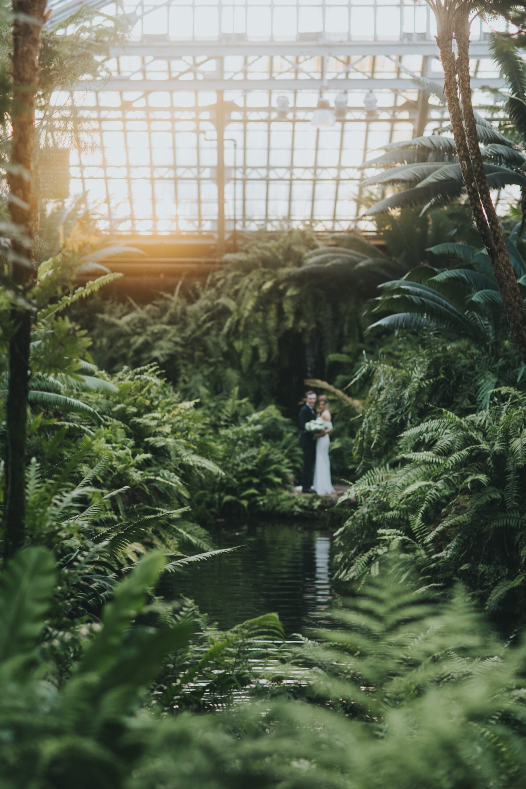 botanical garden wedding portraits