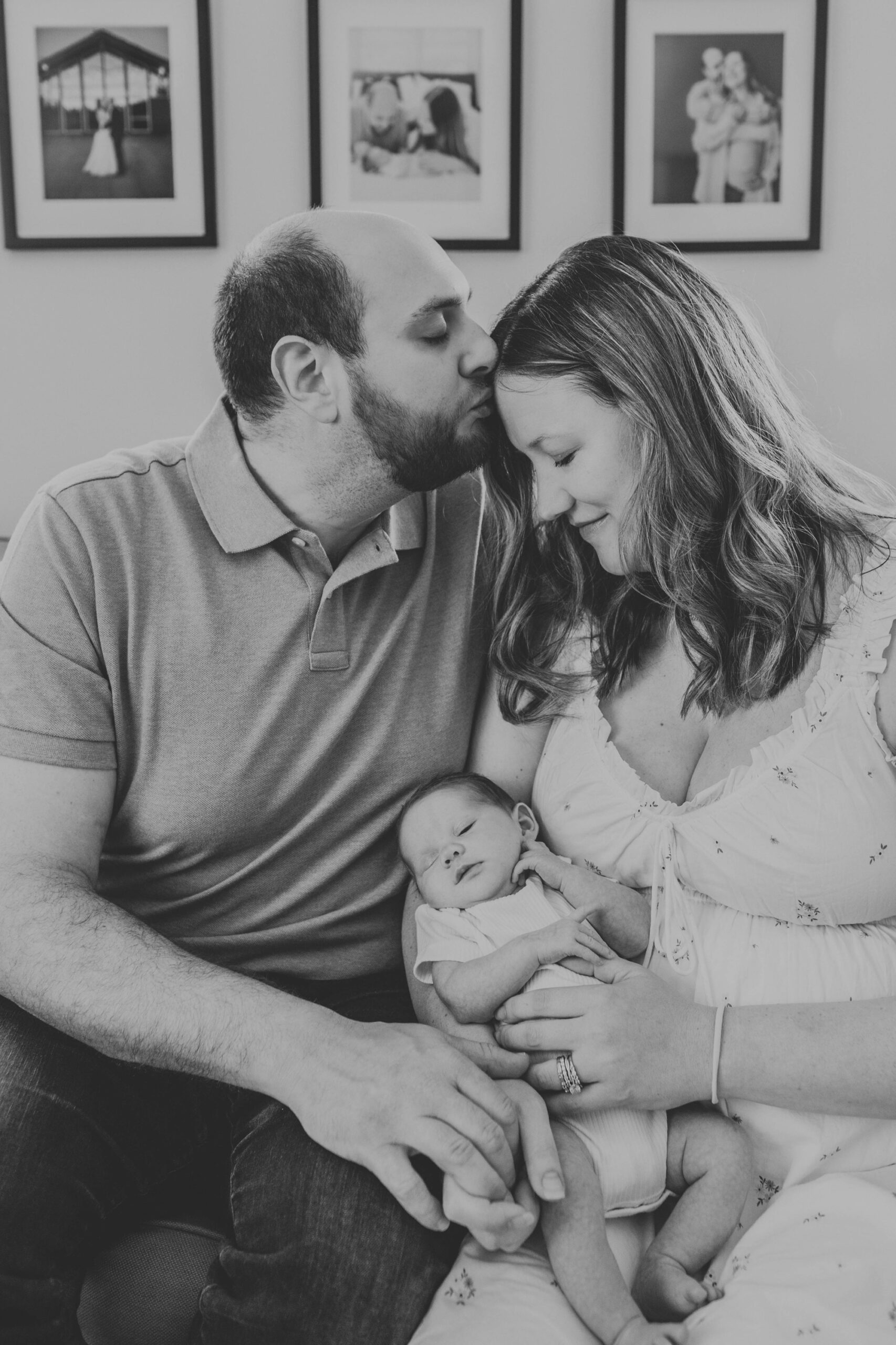 family newborn photography; Meg Adamik Creative