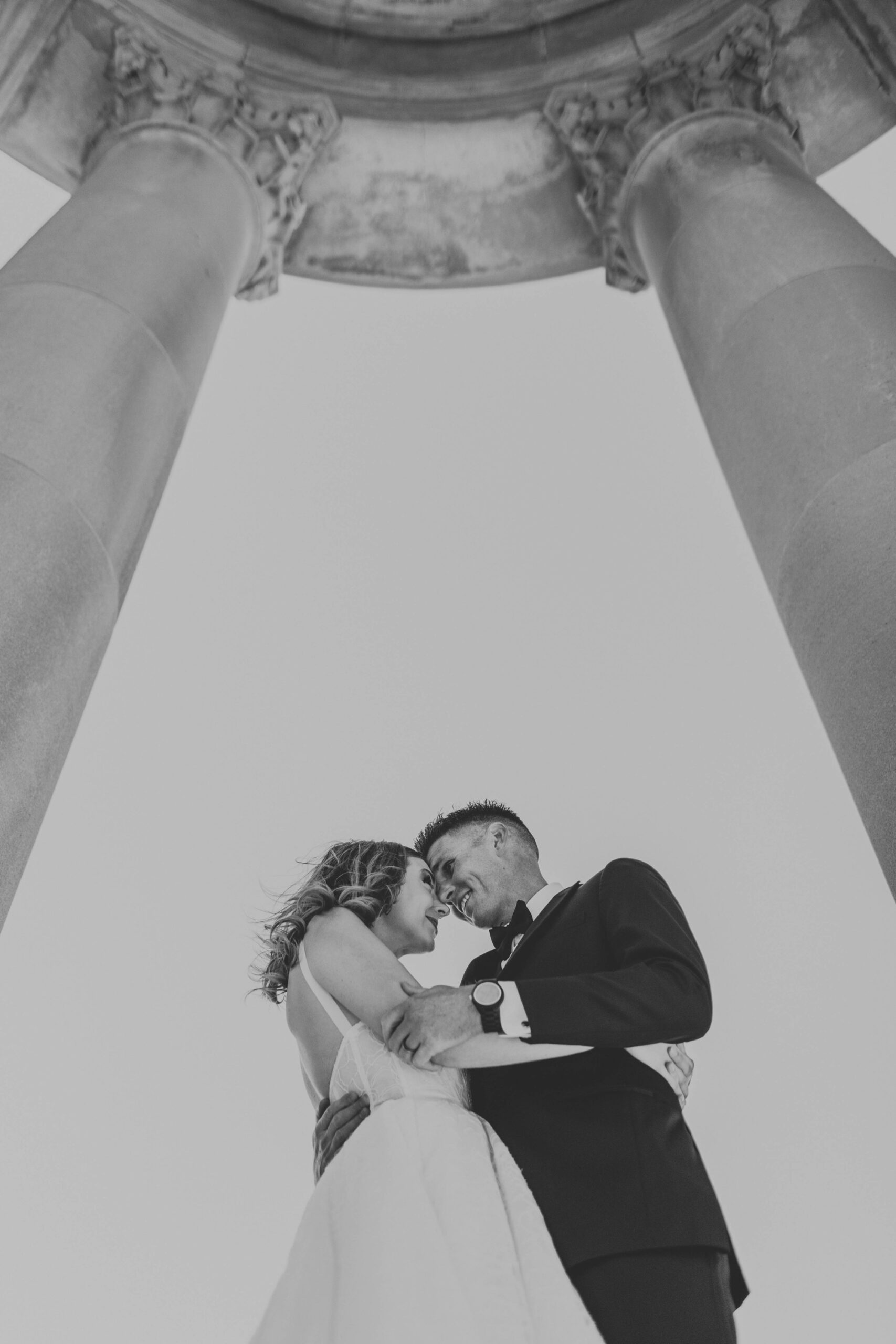 London House Chicago Cupola Intimate Wedding Photographed by Meg Adamik Creative