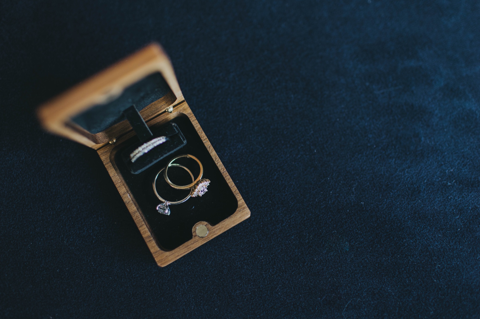 Meg Adamik Creative, Oswego, Illinois, Western Chicago suburbs wedding photographer