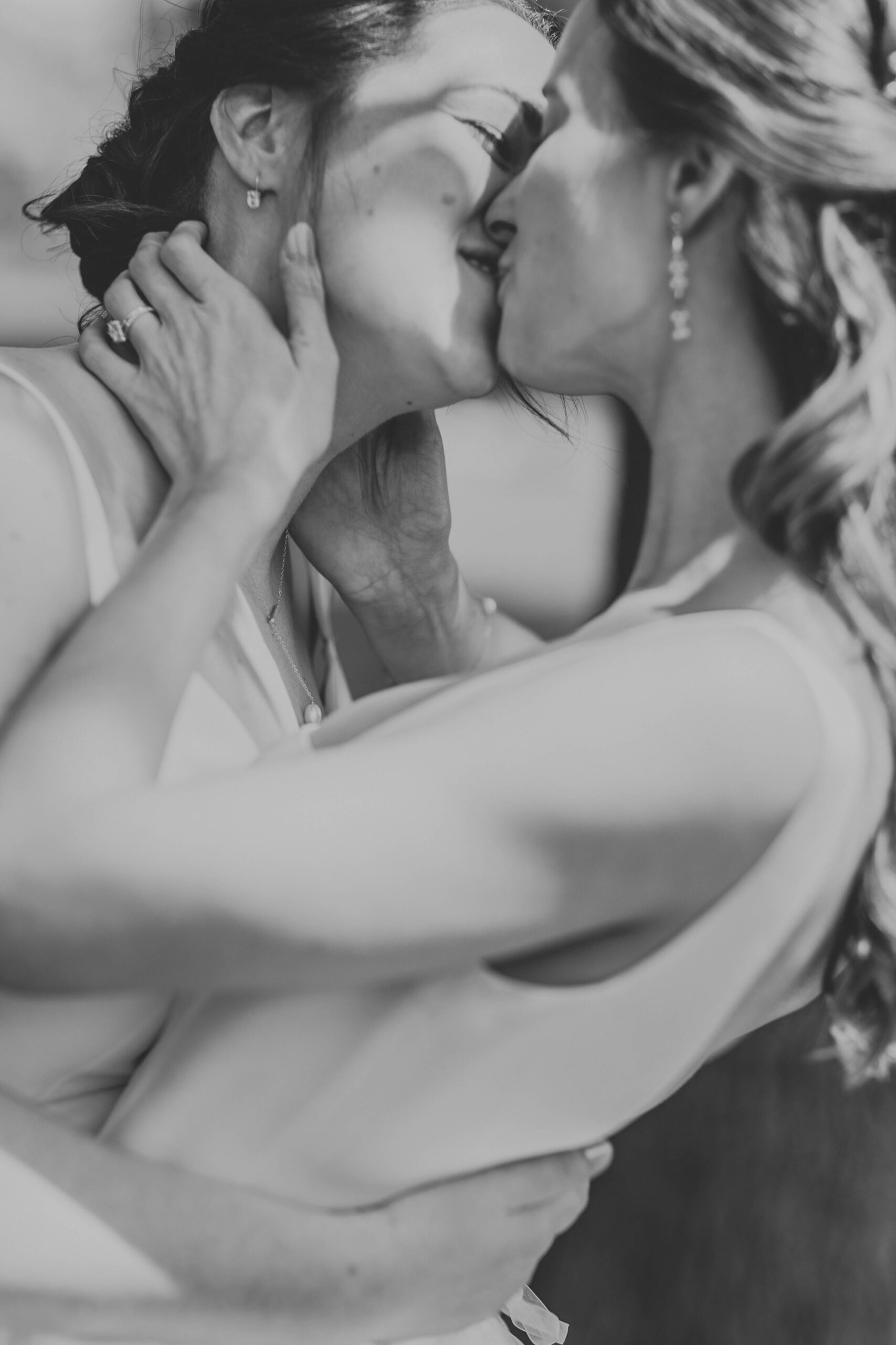 wedding at Venue 5126 in Oswego, Illinois, photographed by Meg Adamik Creative