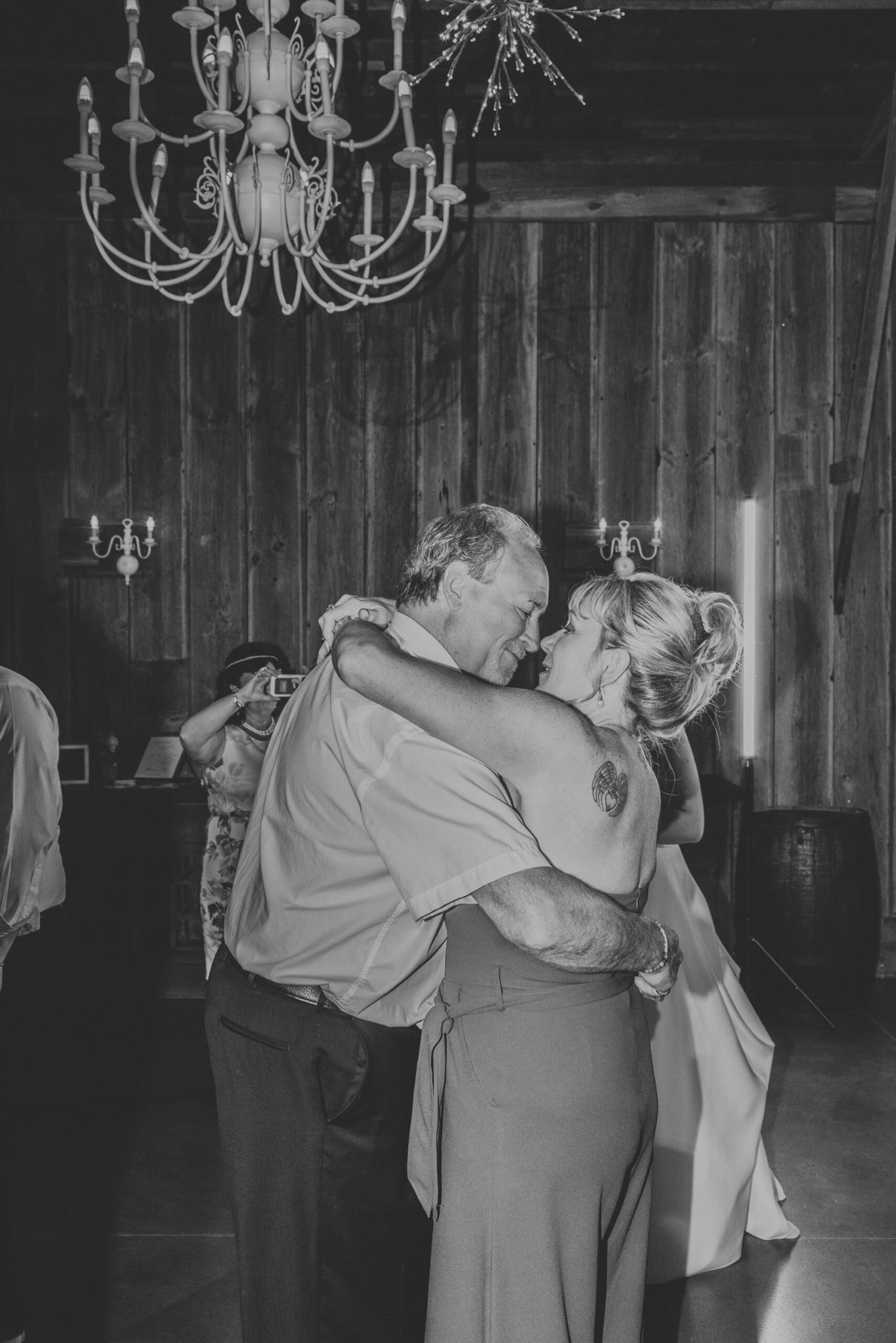 wedding at Venue 5126 in Oswego, Illinois, photographed by Meg Adamik Creative