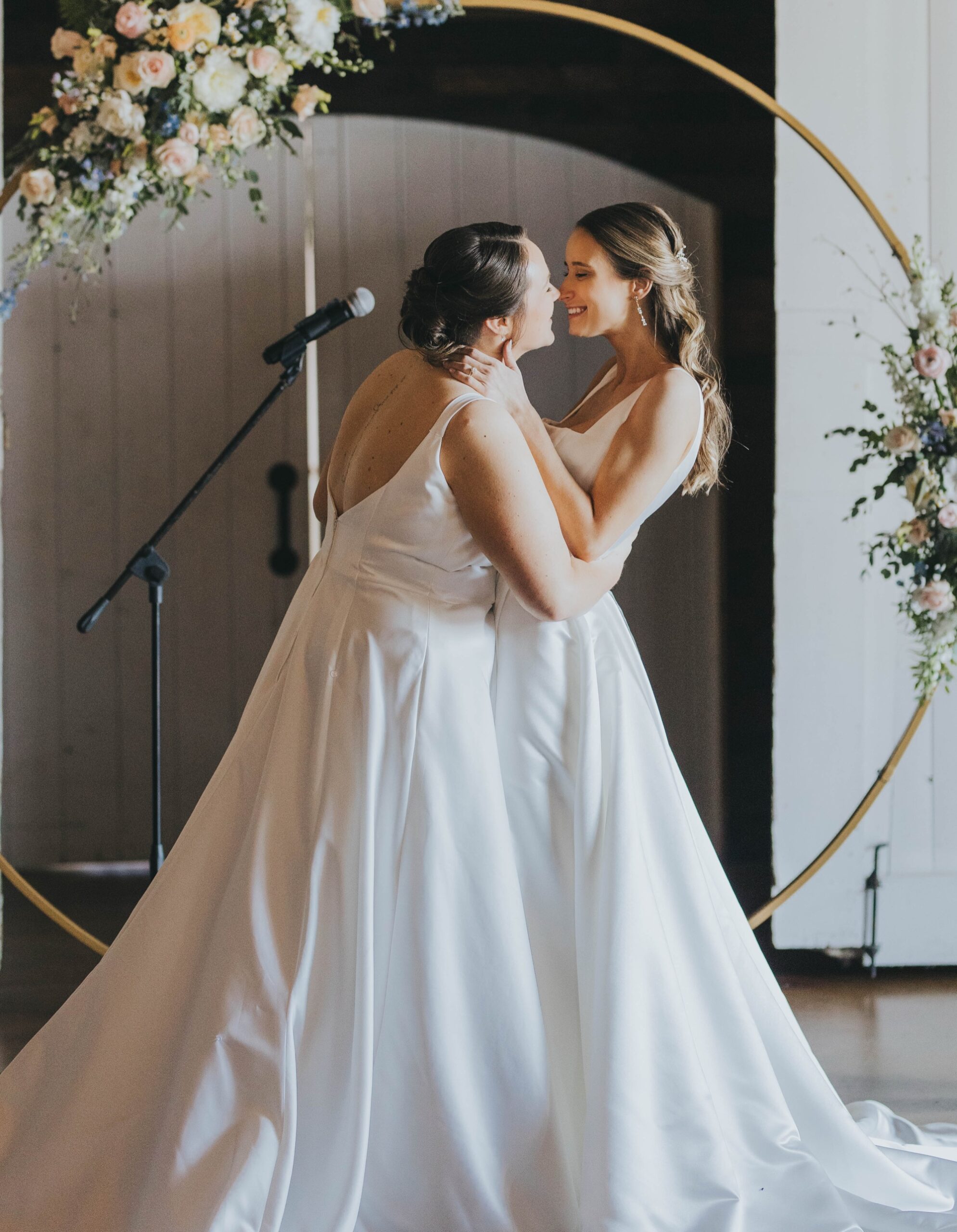 Meg Adamik Creative, Oswego, Illinois, Western Chicago suburbs wedding photographer