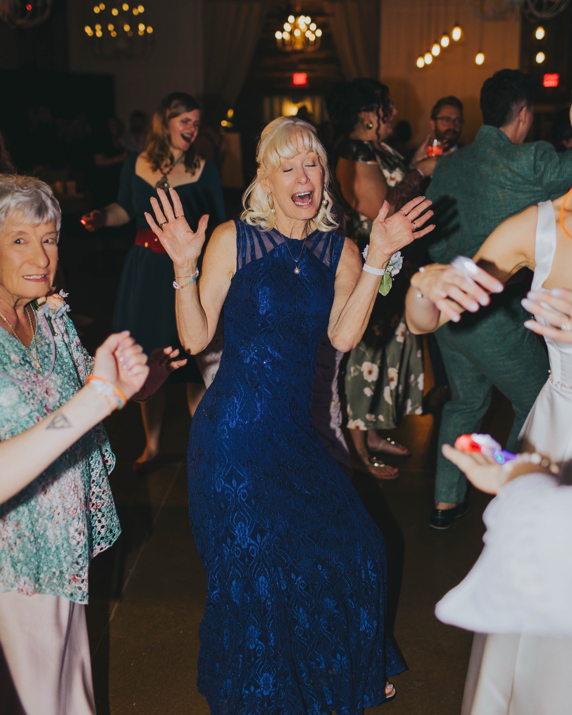 wedding at Venue 5126 in Oswego, Illinois, photographed by Meg Adamik Creative