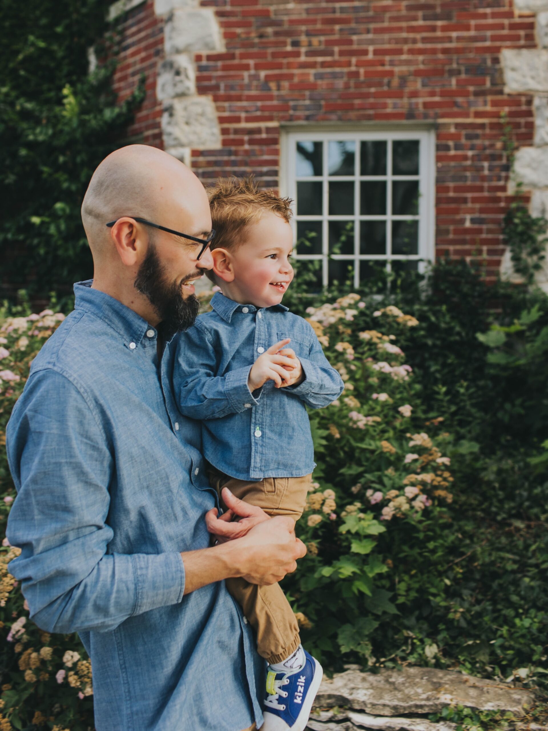 father and son outdoor family photoshoot