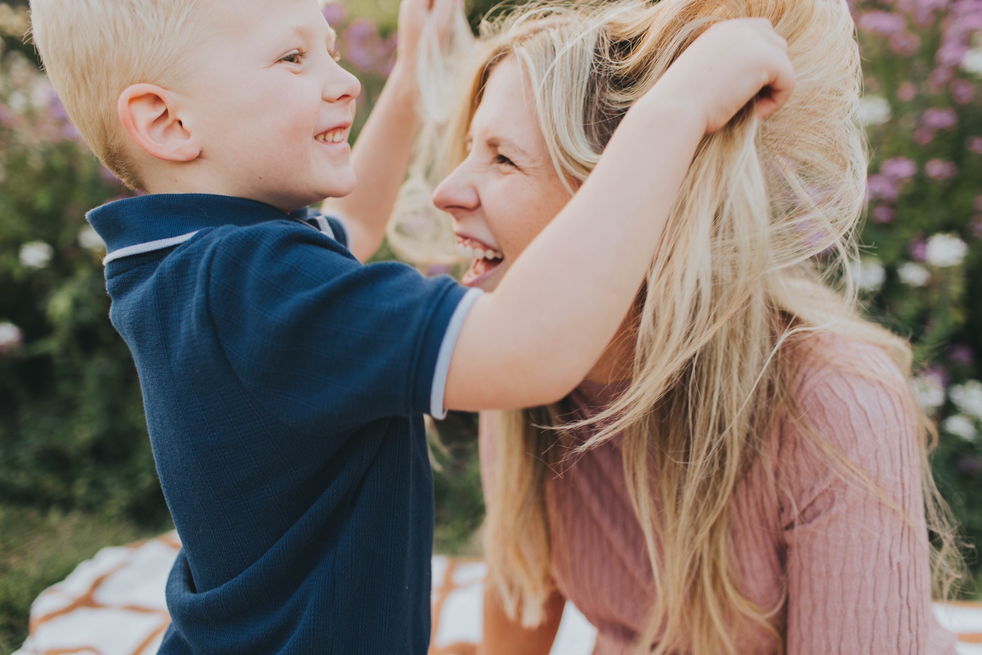 when to send christmas cards; best time to send out holiday cards